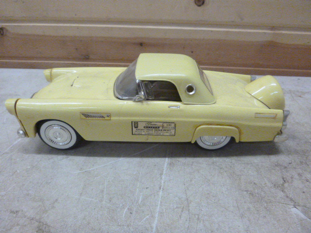 lot 143 image: Jim Beam Ford Thunderbird Liquor Decanter