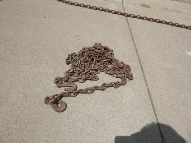 lot 154 image: Log Chain
