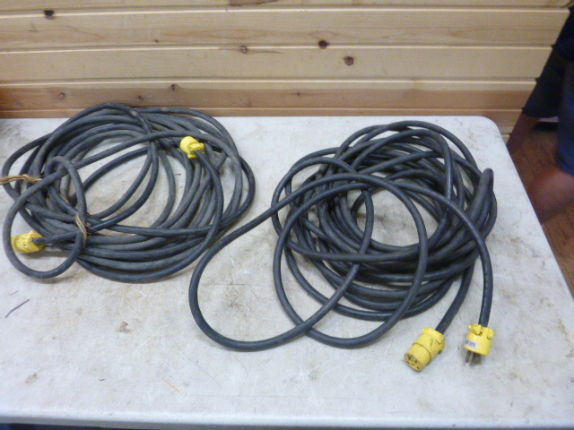 lot 159 image: 2 Extension Cords