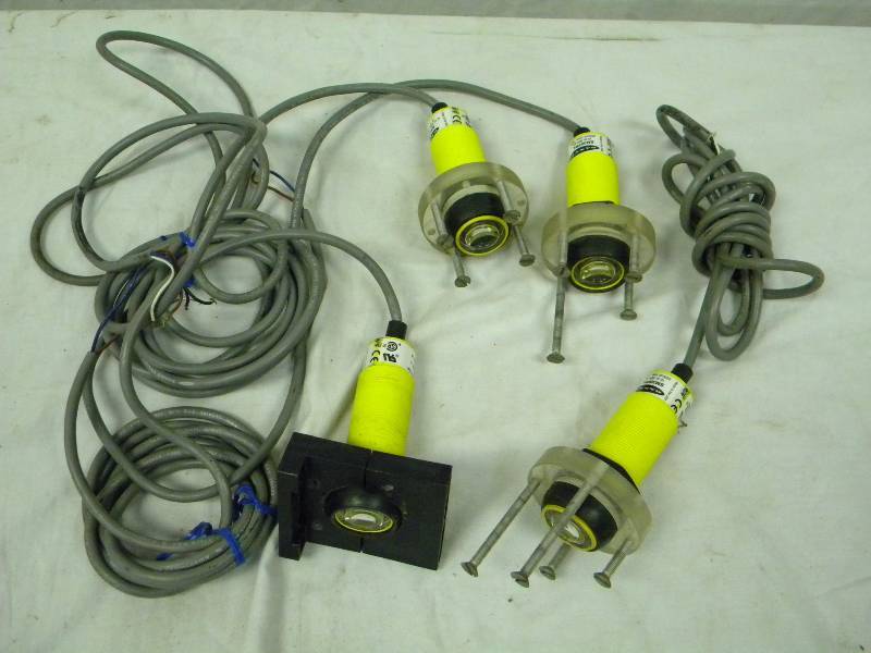 lot 31 image: Banner sensor