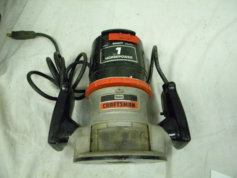 lot 40 image: Router