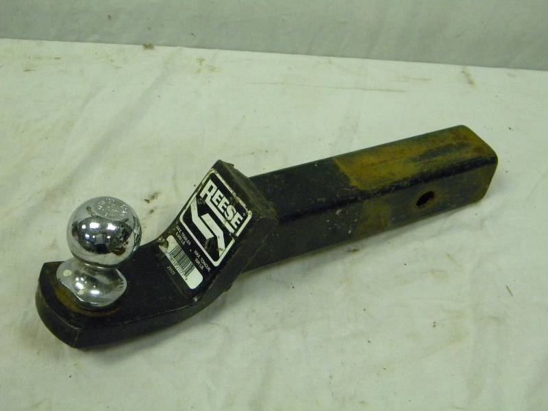 lot 48 image: Reese hitch