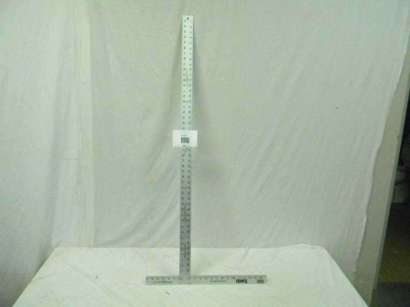 lot 66 image: Sands T Square