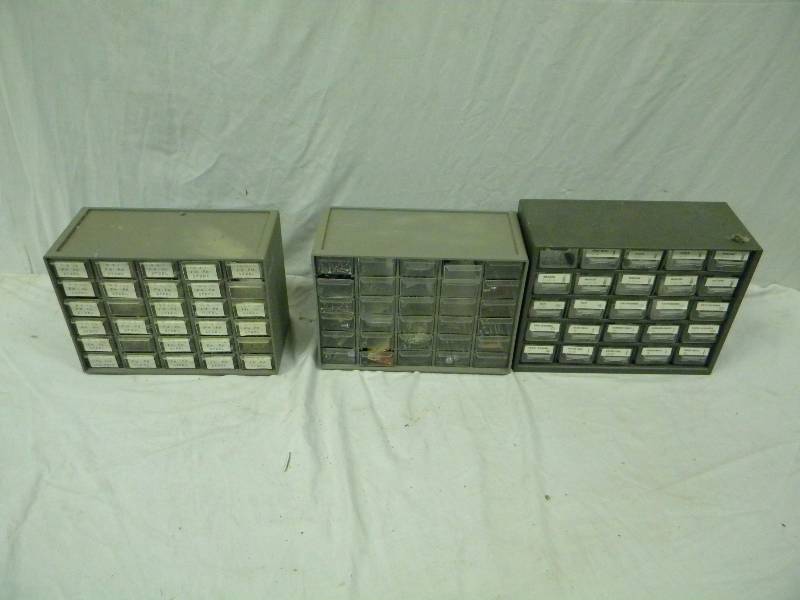 lot 72 image: Parts Containers