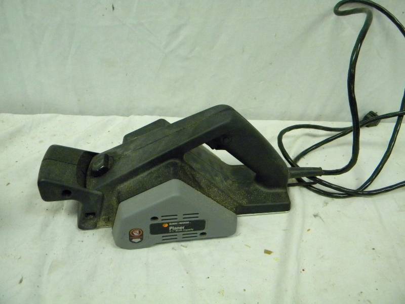 lot 106 image: Electric Planer