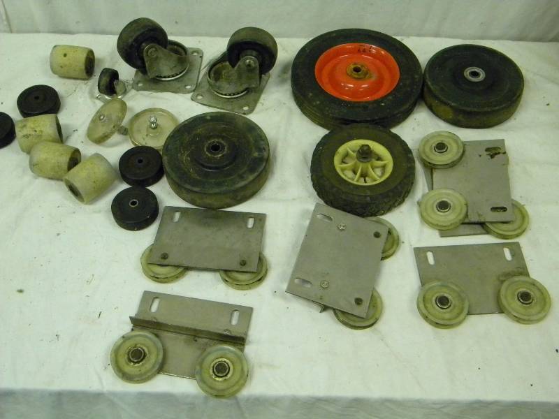 lot 124 image: Casters, Wheels, and Pulleys