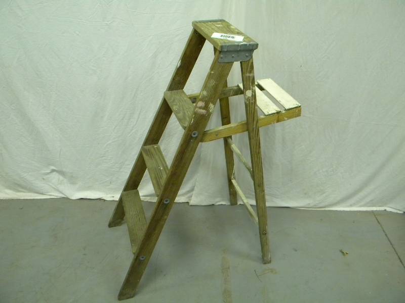 lot 158 image: Step Ladder