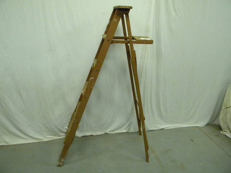 lot 160 image: Ladder