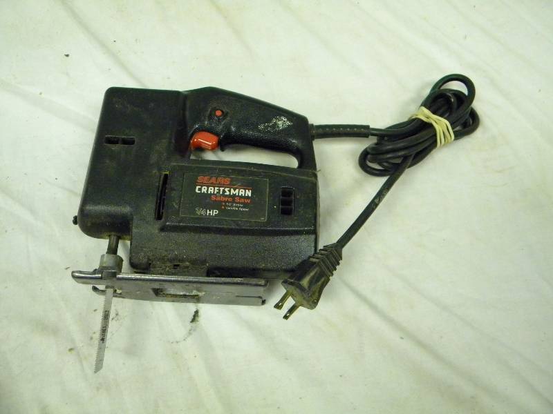 lot 190 image: Craftsman Saber Saw