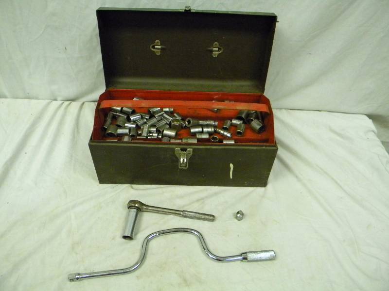 lot 201 image: Socket Set