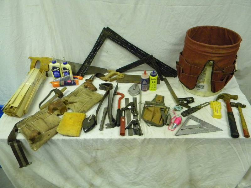 lot 203 image: Carpentry Woodworking Tools Lot