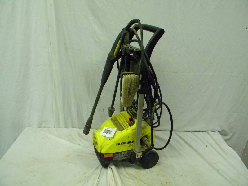 lot 206 image: Karcher 330 Power Washer