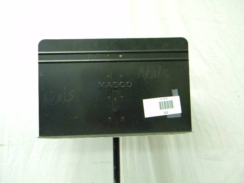 lot 221 image: Music Stand