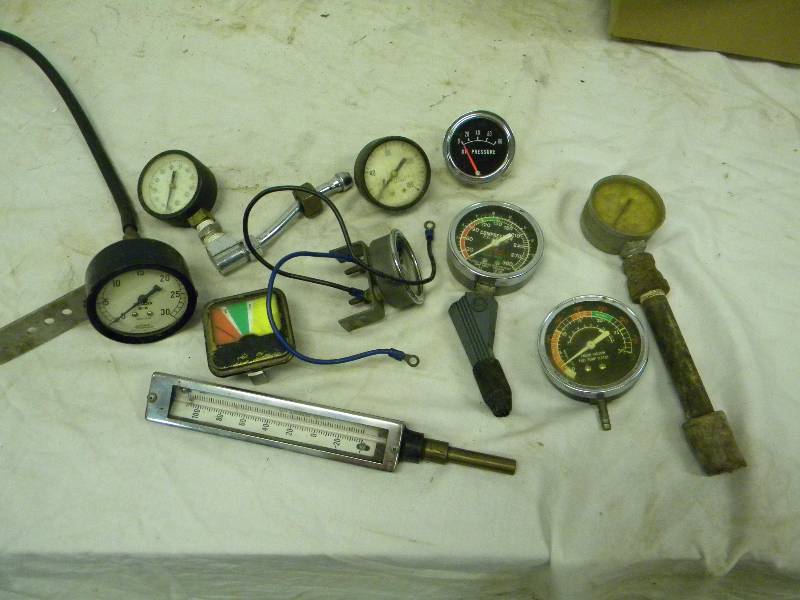 lot 265 image: Misc Gauges