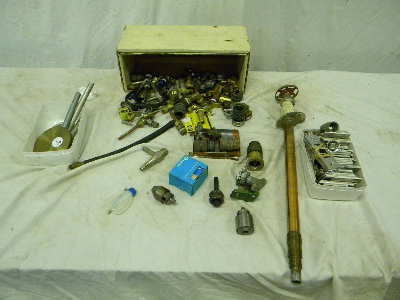lot 267 image: Assorted Fittings