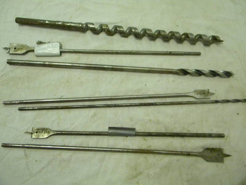 lot 275 image: Long Drill Bits
