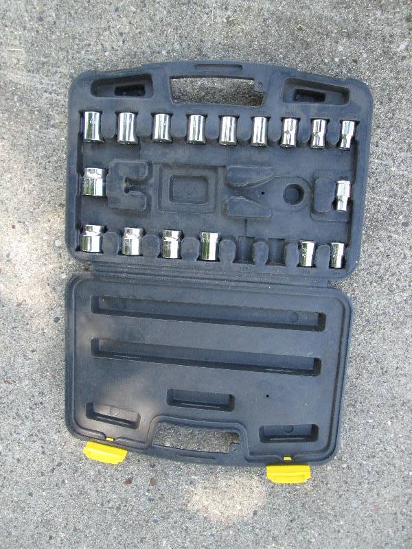 lot 15 image: Stanley sockets in a case, no wrenc...