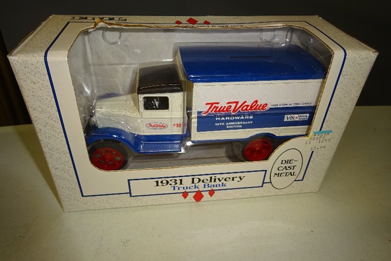 lot 15 image: Ertl 1931 Delivery truck bank True Value