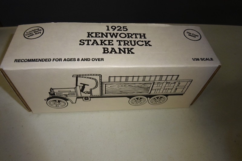 lot 37 image: Ertl 1925 Ken worth Stake Truck Bank