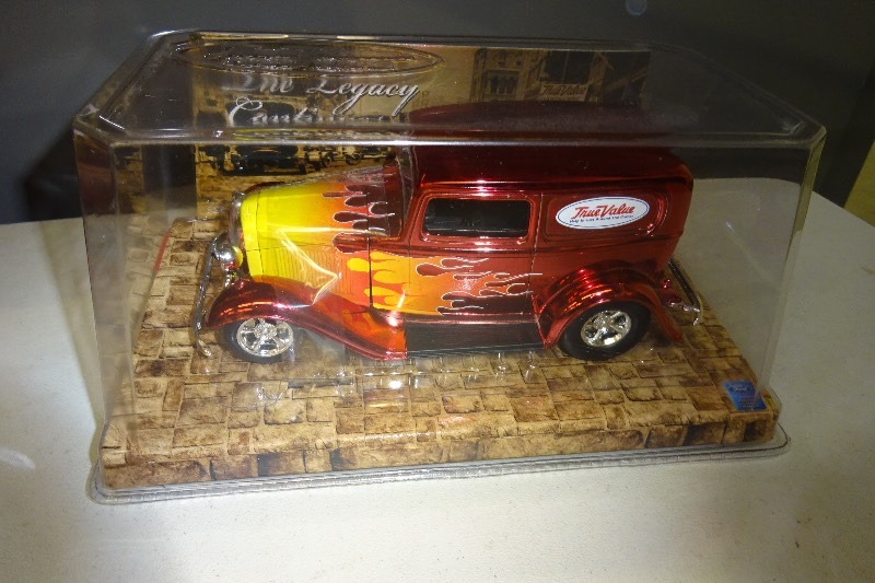 lot 42 image: RC2 True Value Ford