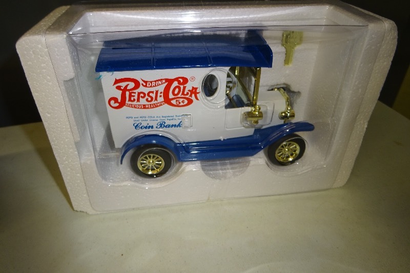 lot 47 image: Pepsi Cola Coin Bank Metal