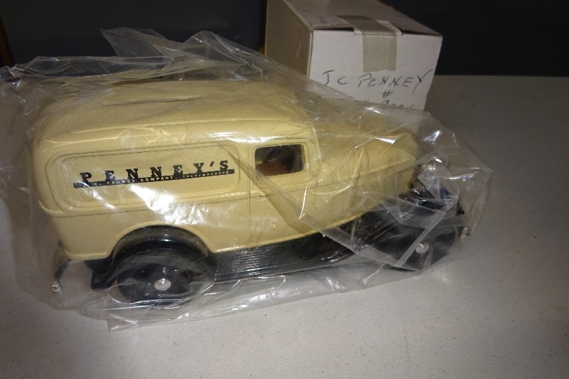 lot 55 image: Ertl JC Penny Bank Metal