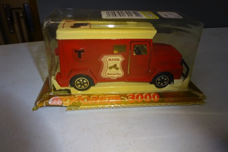lot 67 image: Majorette 3000 Bank security penny bank