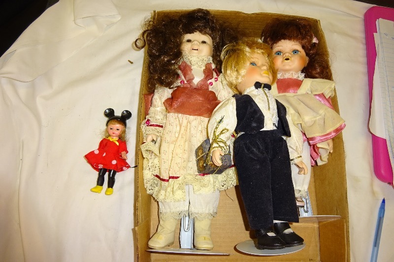 lot 90 image: Minnie Mouse doll