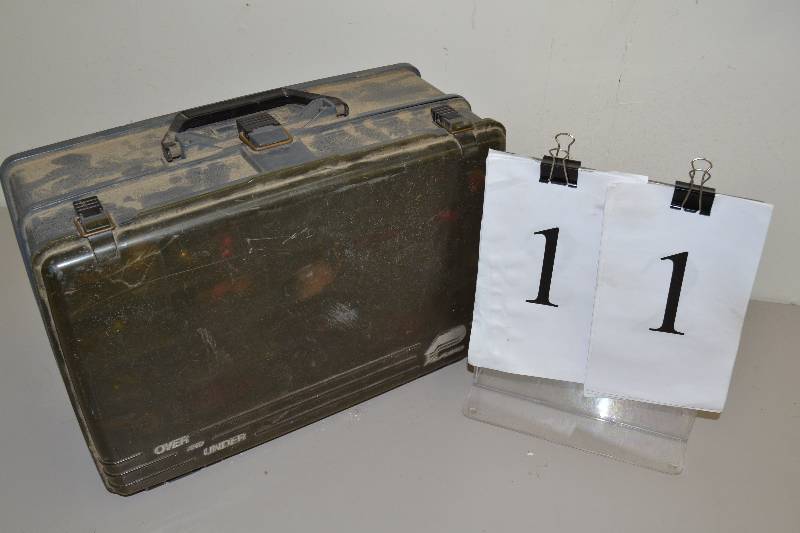 lot 11 image: Fishing tackle & Plano box
