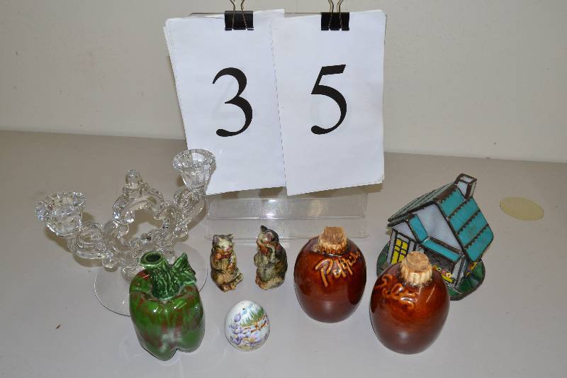 lot 35 image: Vintage Misc.