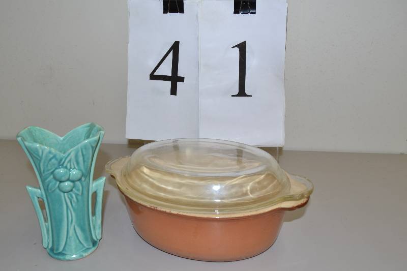 lot 41 image: Vintage Misc.