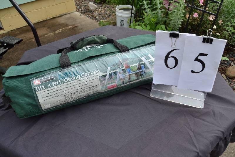 lot 65 image: Canopy Tent