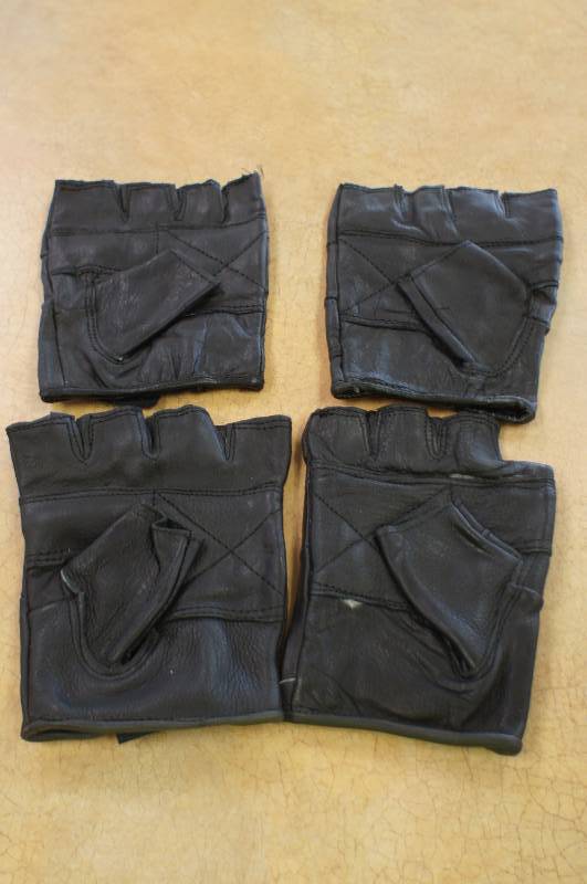 Leather Riding Gloves