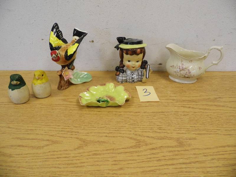 Vintage Dcor Items