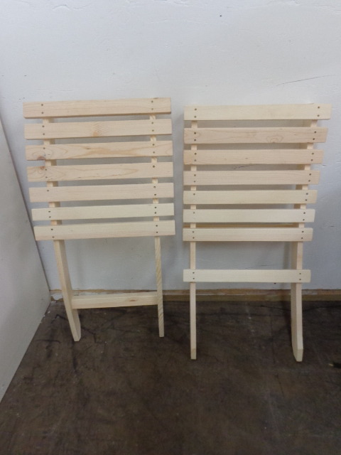 Pine slider chair