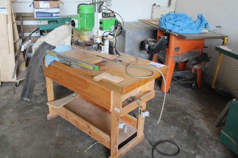 lot 4 image: Grass Router Table Model Eco-Press-P 2HP 60Hz 26 x 49.5 x 60.