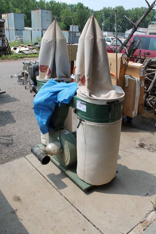 lot 11 image: Seco Saw Dust Bagger Model UFO-102B Phase 13HP110V36AMP3450RPM2Pole60Hz 55 x 33 x 77.