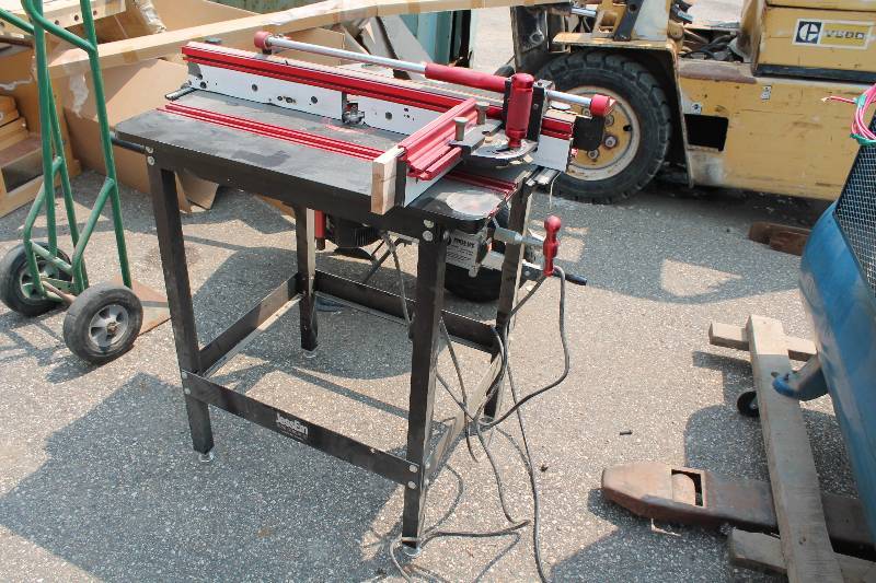 lot 3 image: Porter Cable Router Table Tested & Opertaional 36 x 24 x 42.