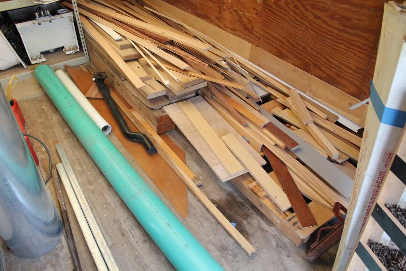 lot 71 image: Lot of Miscellaneous Wooden Boards.