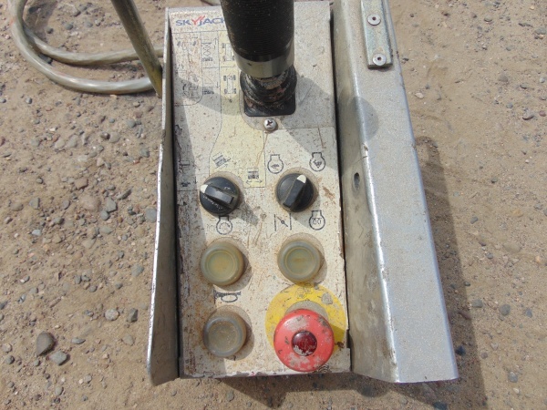 lot 77 image: Skyjack Scissor Lift Control Box