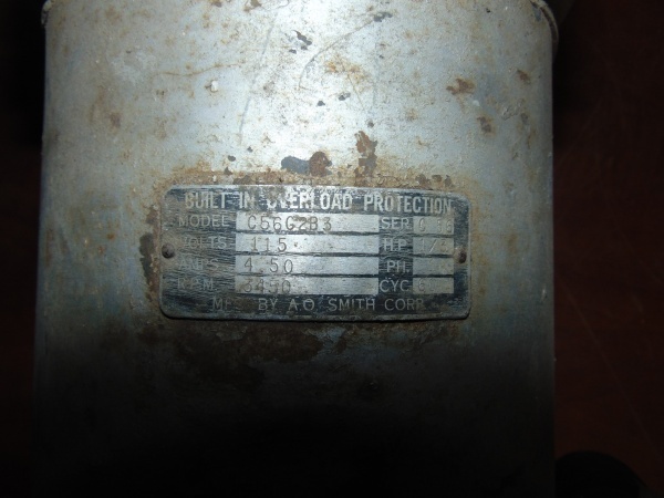 lot 67 image: Smith Core Electric Pump
