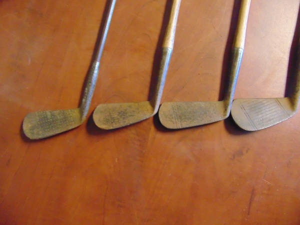 lot 55 image: Vintage Golf Clubs and Doctors Bag