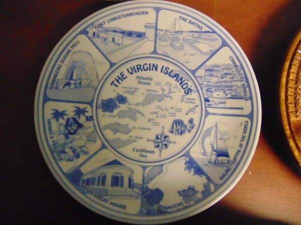 lot 42 image: Collectible Plates