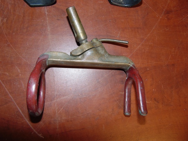 lot 115 image: Assortment of Rod Holders