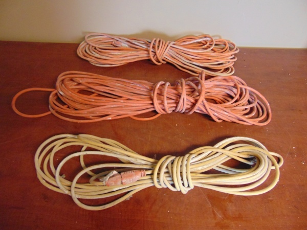 lot 101 image: (3) Long Extension Cords