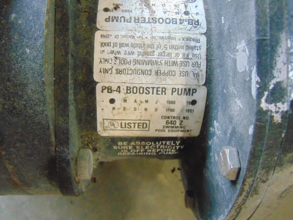 lot 117 image: Pool and Spa Booster Pump