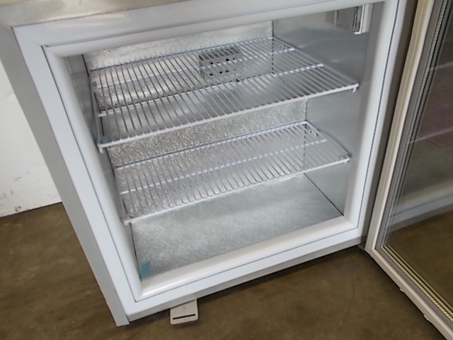 lot 9 image: Novelty Freezer
