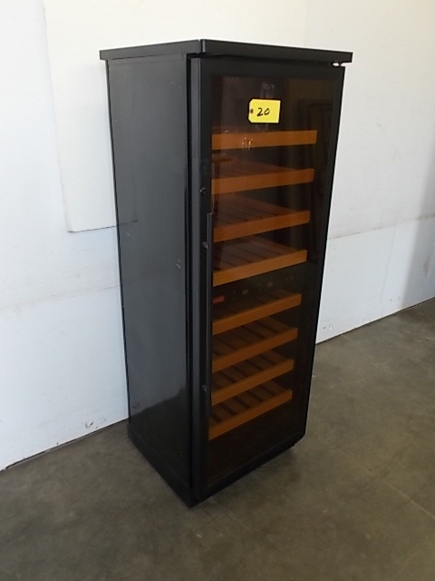 lot 20 image: Wine Refrigerator