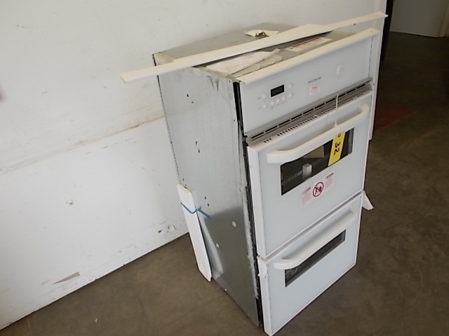 lot 31 image: Oven