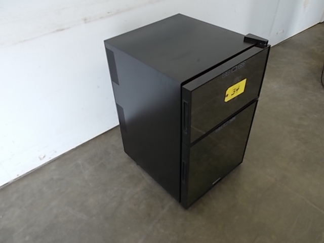 lot 34 image: Wine Refrigerator